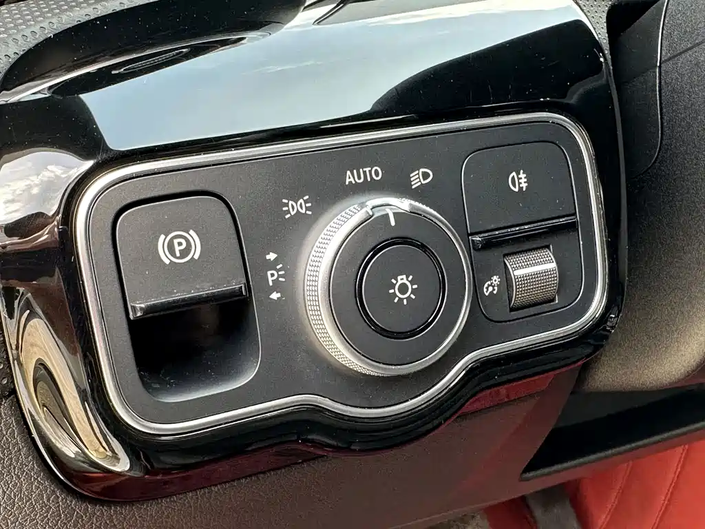 Mercedes-Benz A-Class — миниатюра 9