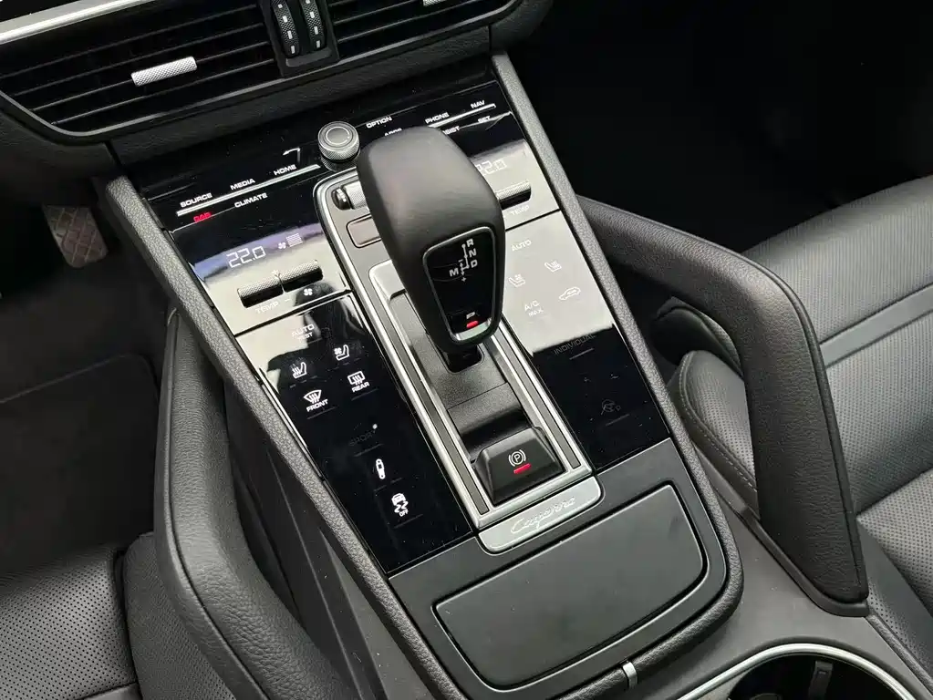Porsche Cayenne 2019 Cayenne 3.0T