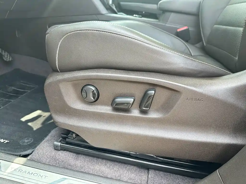 Volkswagen Teramont — миниатюра 13