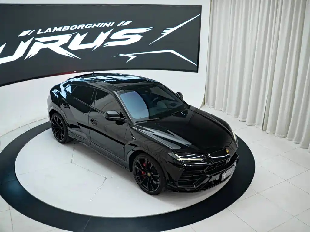 Lamborghini Urus — миниатюра 18