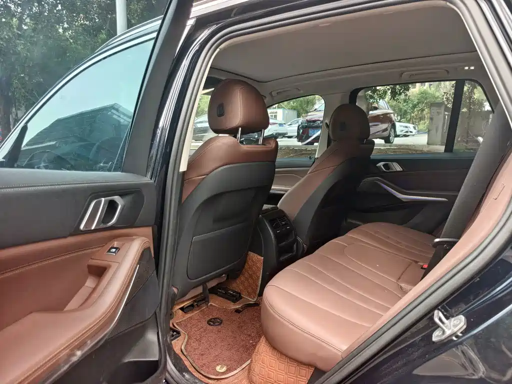 BMW X5 (Import) — миниатюра 8