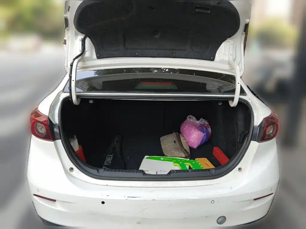 Mazda 3 Axela — миниатюра 20