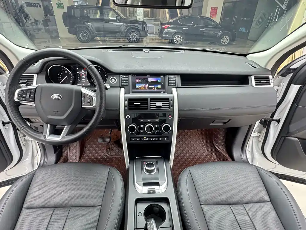 Land Rover Discovery Sport — миниатюра 4