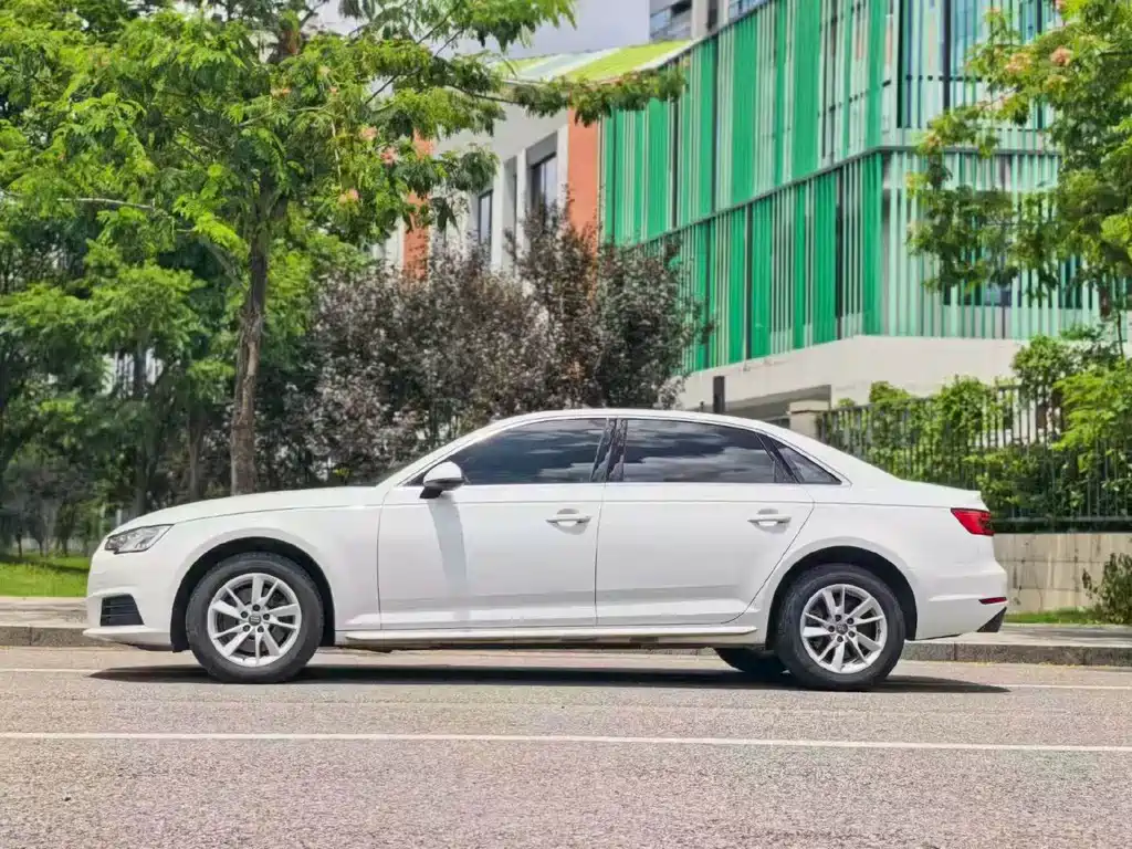 Audi A4L — миниатюра 9