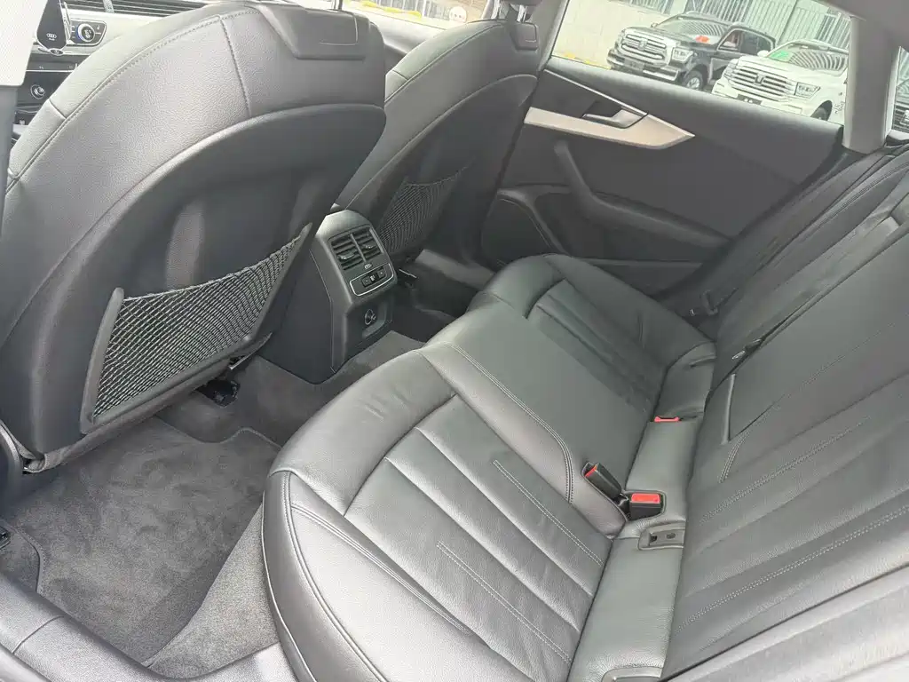 Audi A5 (Import) — миниатюра 5