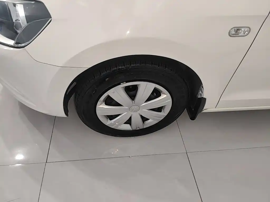 Volkswagen Jetta — миниатюра 23