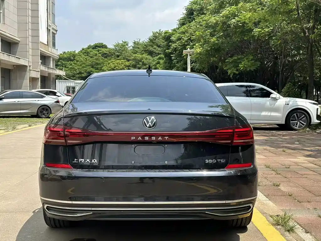 Volkswagen Passat — миниатюра 5