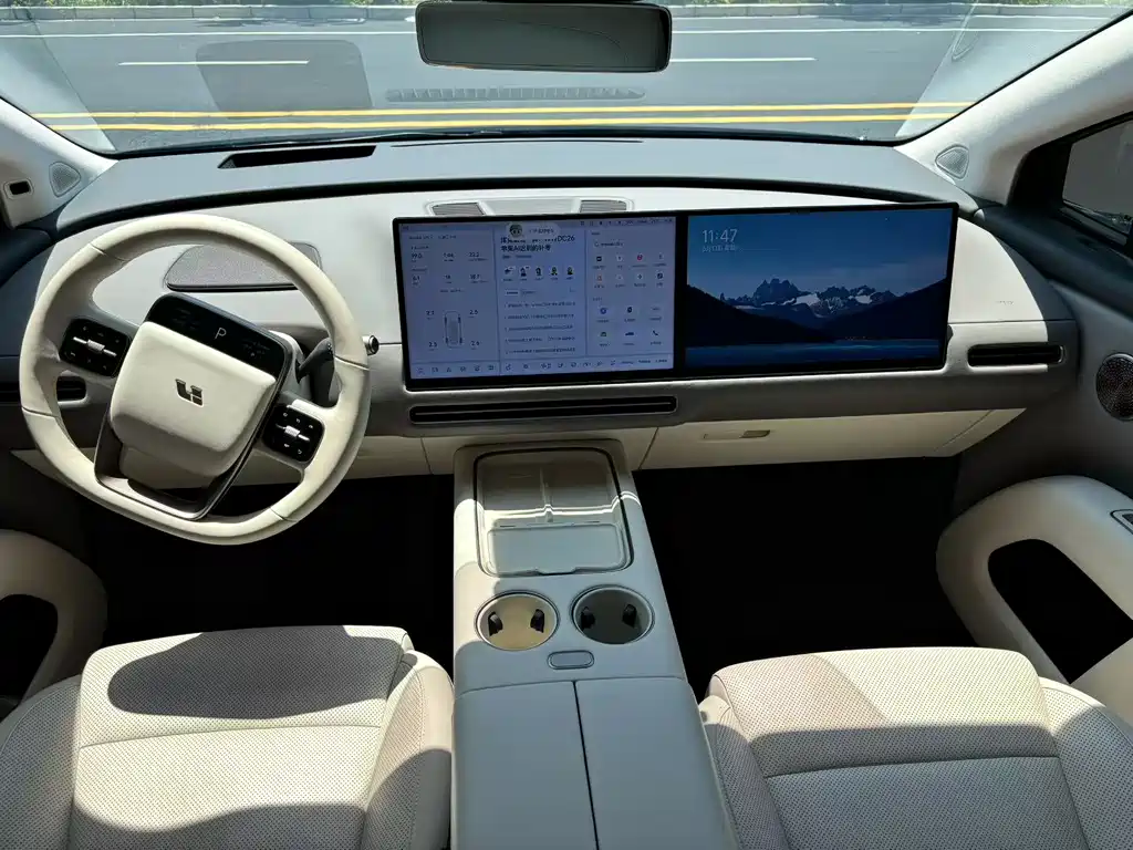 Li Auto i8 2025 Standard
