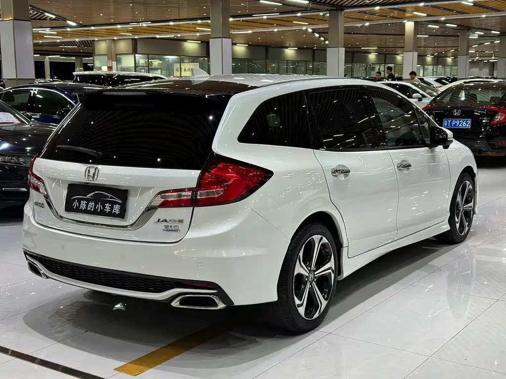 Honda Jade — миниатюра 7