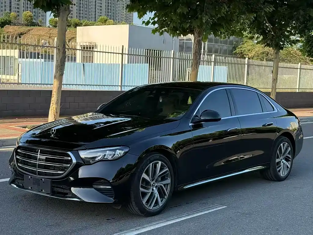 Mercedes-Benz E-Class E 2024 E 300 L Fashion