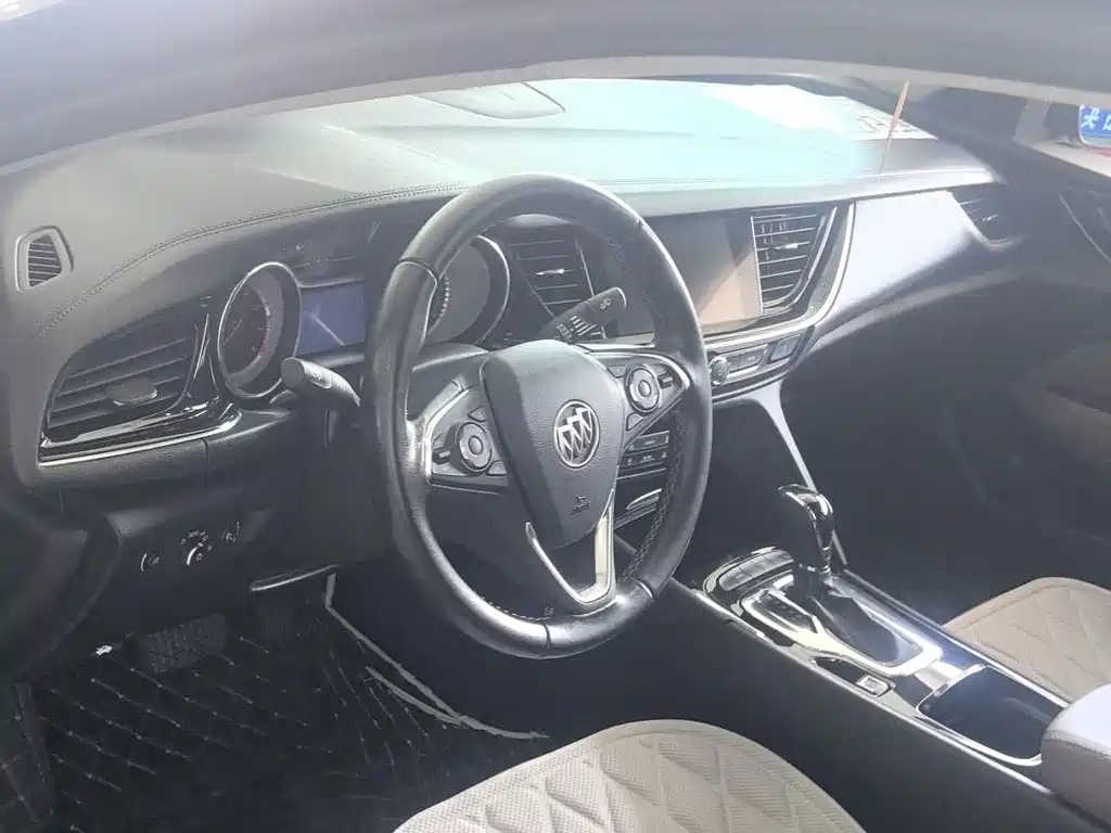 Buick Regal — миниатюра 9