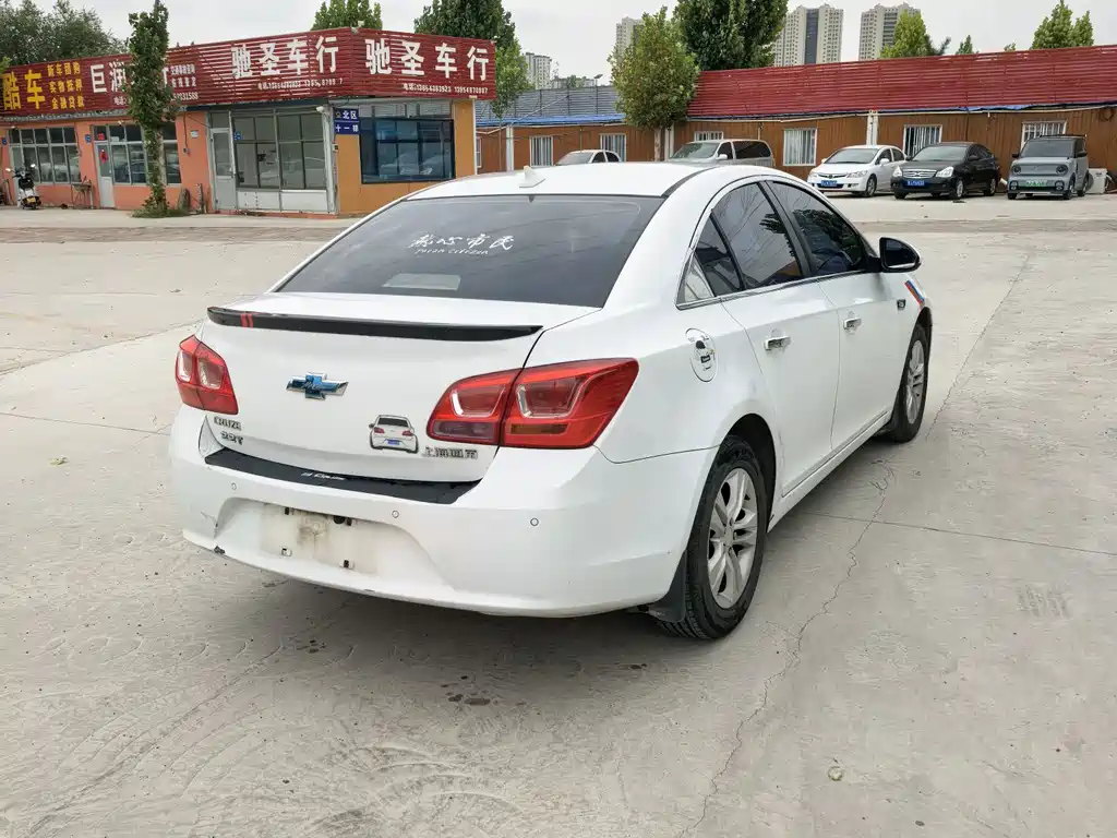 Chevrolet Cruze — миниатюра 6