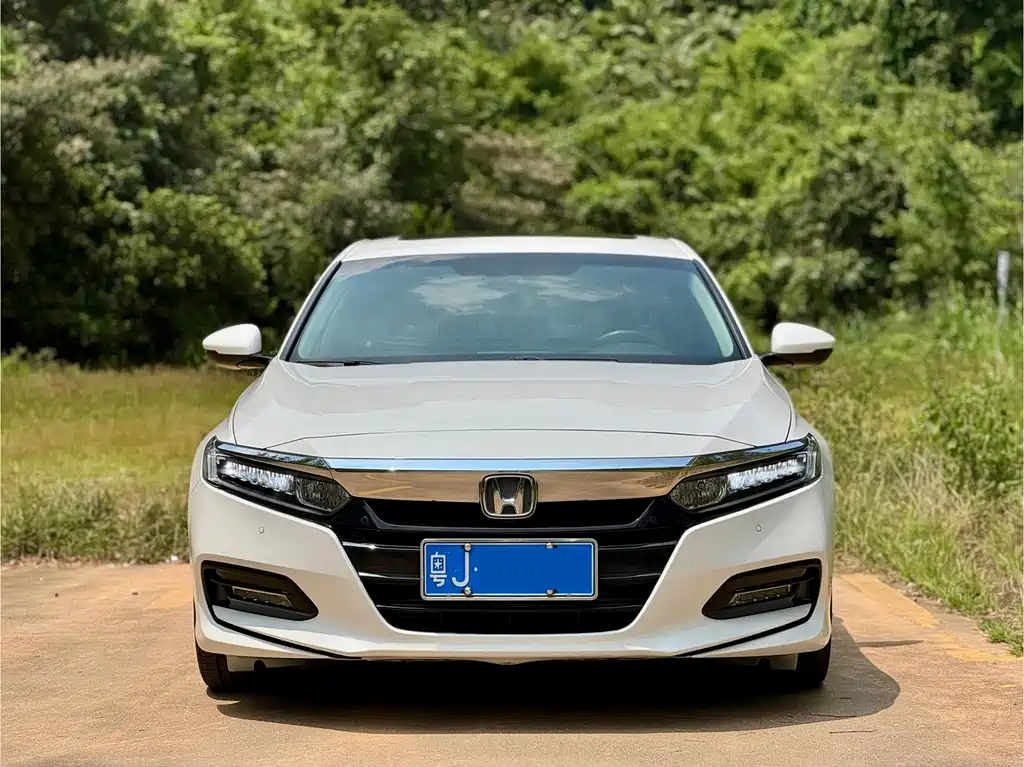 Honda Accord — миниатюра 2