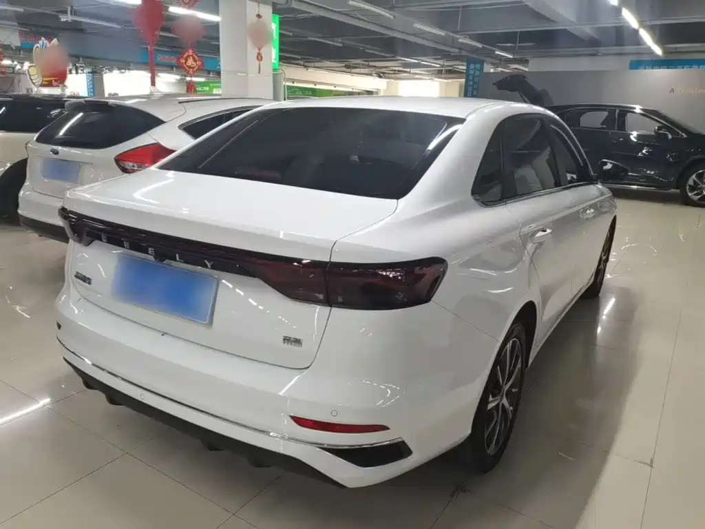 Geely Emgrand — миниатюра 7