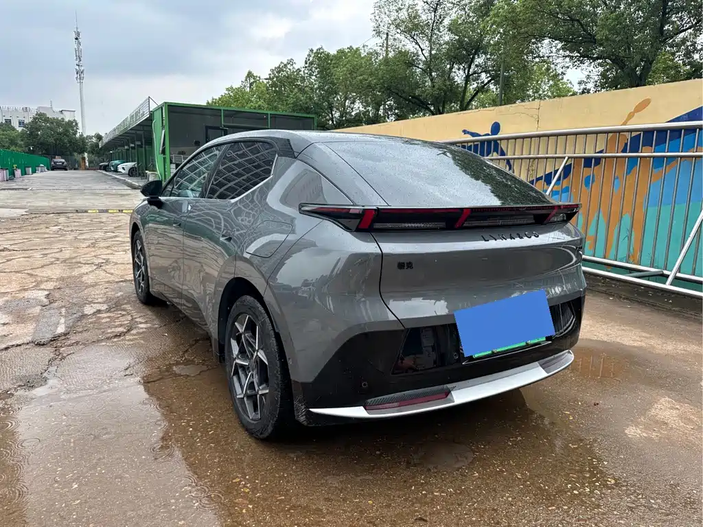 Lynk & Co Z20 — миниатюра 11