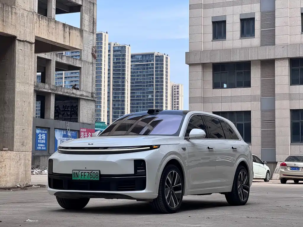 Li Auto L7