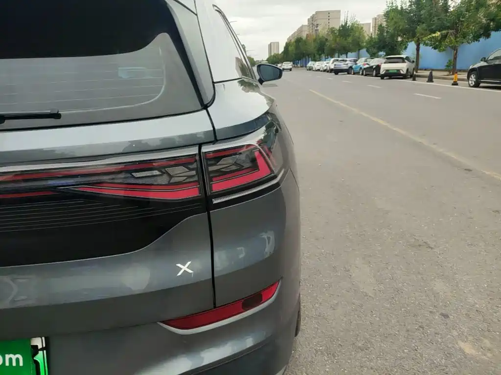 Volkswagen ID.6 X — миниатюра 8