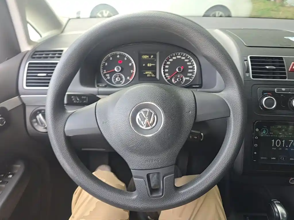 Volkswagen Touran — миниатюра 15