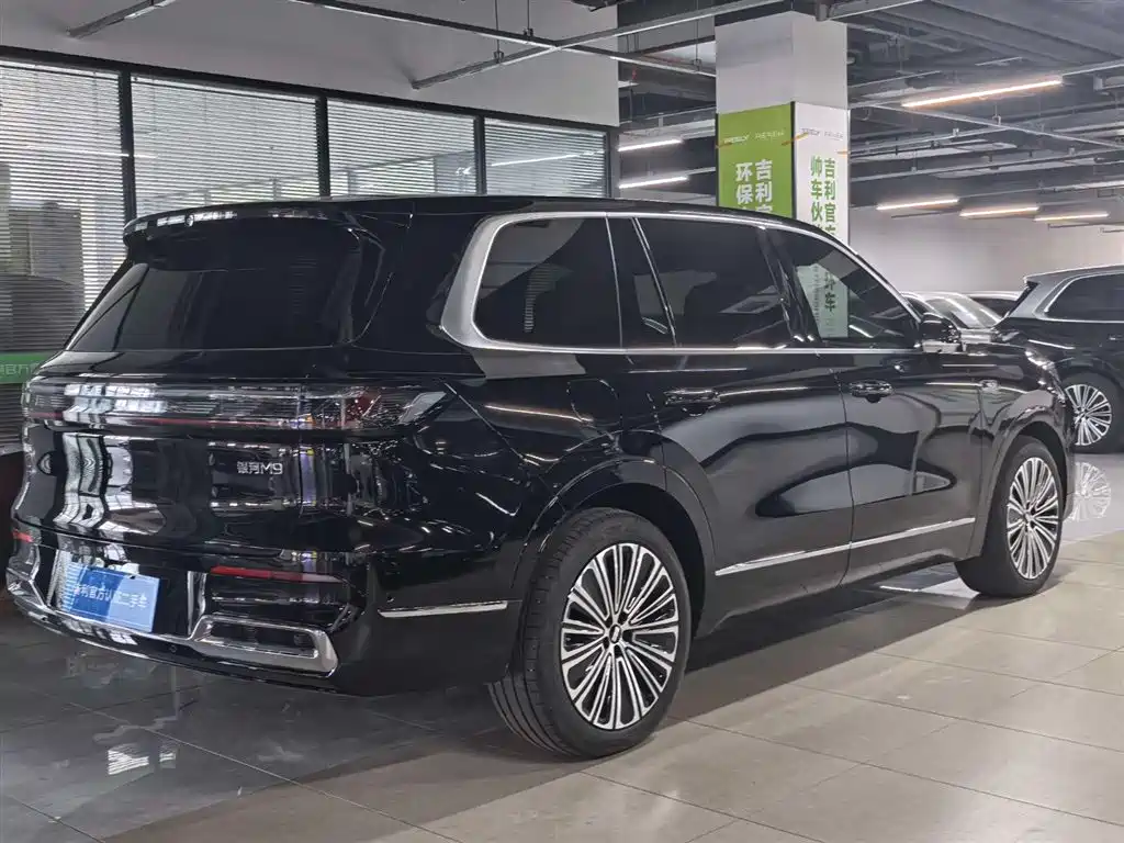 Geely Galaxy Galaxy M9 M9 2025 210km
