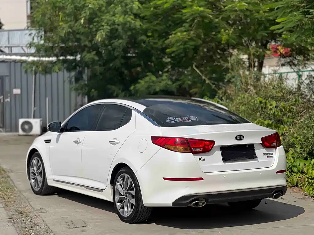 Kia K5 — миниатюра 4