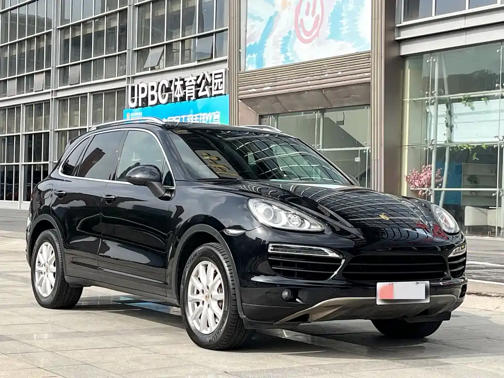 Porsche Cayenne — миниатюра 3