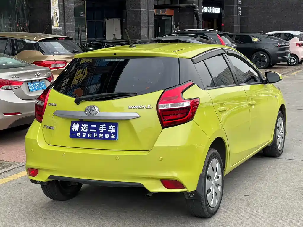 Toyota Yaris L — миниатюра 4