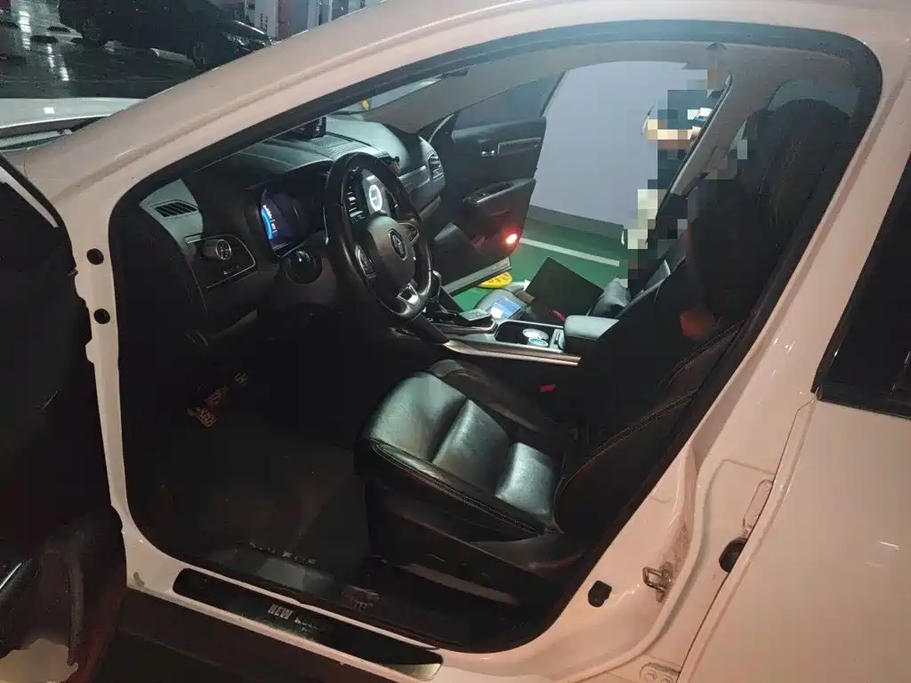 Renault Koleos — миниатюра 12
