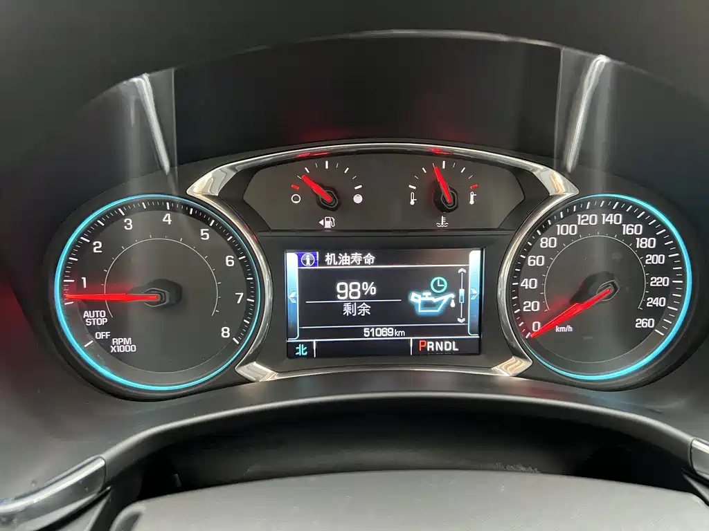 Chevrolet Equinox — миниатюра 17