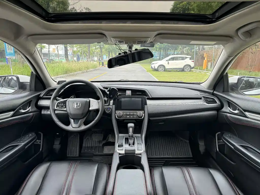 Honda Civic — миниатюра 11