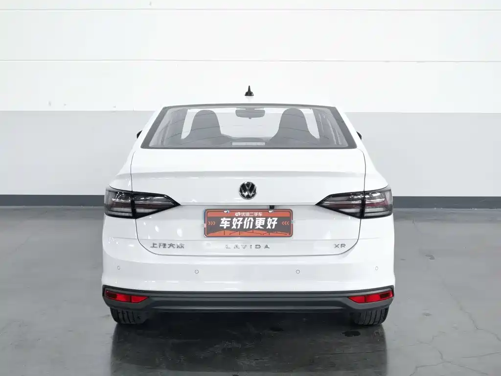 Volkswagen Lavida — миниатюра 4