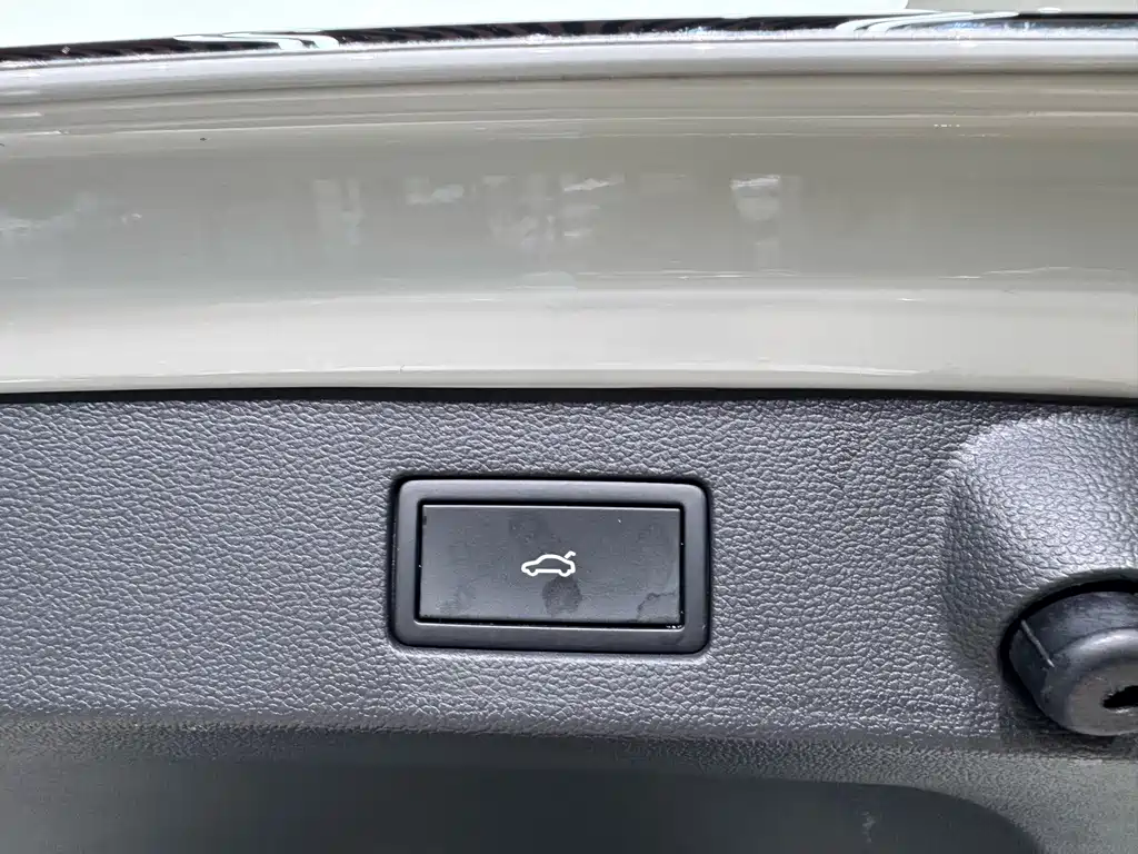 Volkswagen CC — миниатюра 22