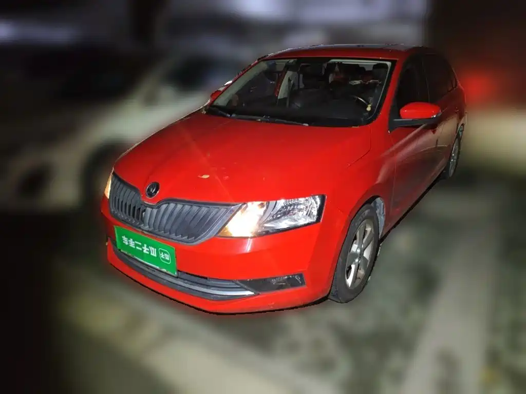 Skoda Rapid Spaceback — миниатюра 2