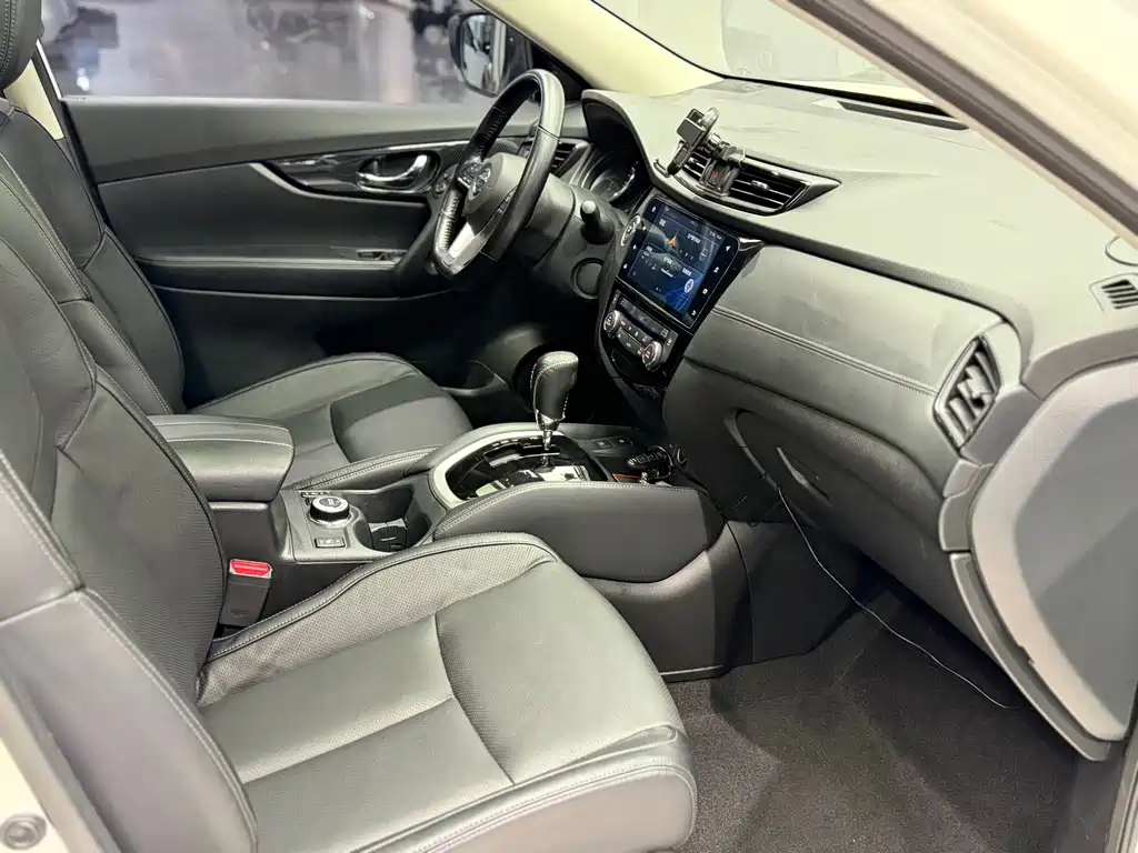 Nissan X-Trail — миниатюра 19