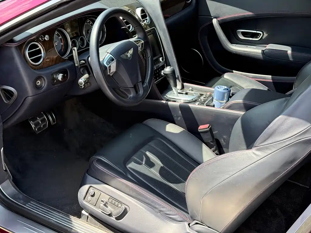 Bentley Continental — миниатюра 12