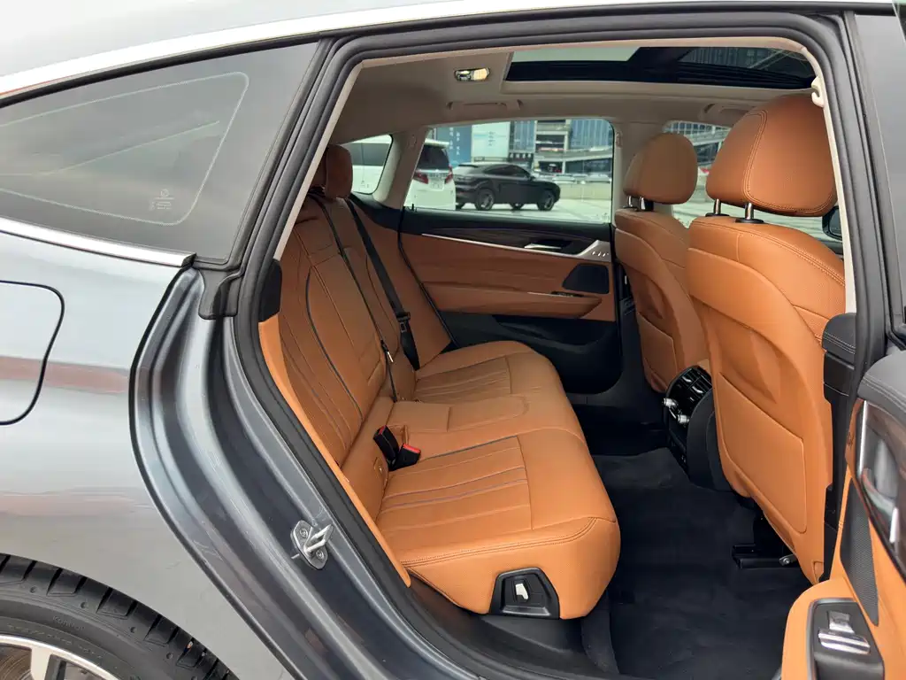 BMW 6 Series GT — миниатюра 13