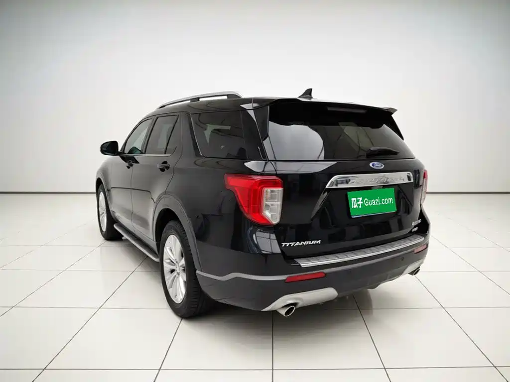 Ford Explorer — миниатюра 5
