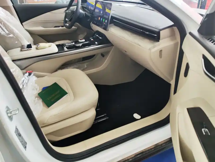 Wuling Xingguang — миниатюра 8