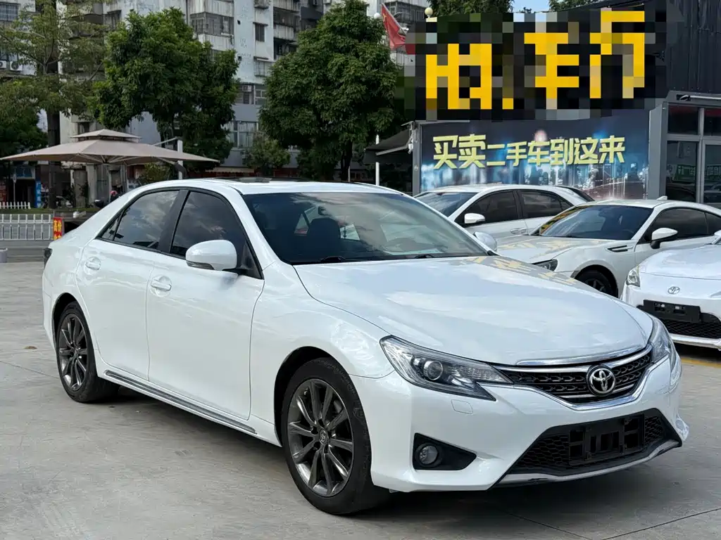 Toyota Reiz — миниатюра 3