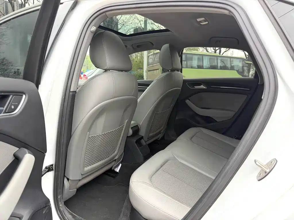 Audi A3 2020 Limousine 35 TFSI Fashion VI