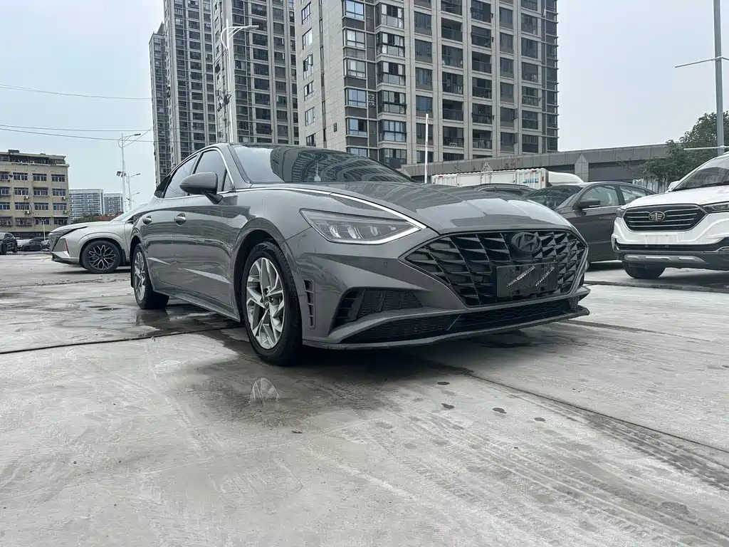 Hyundai Sonata — миниатюра 3