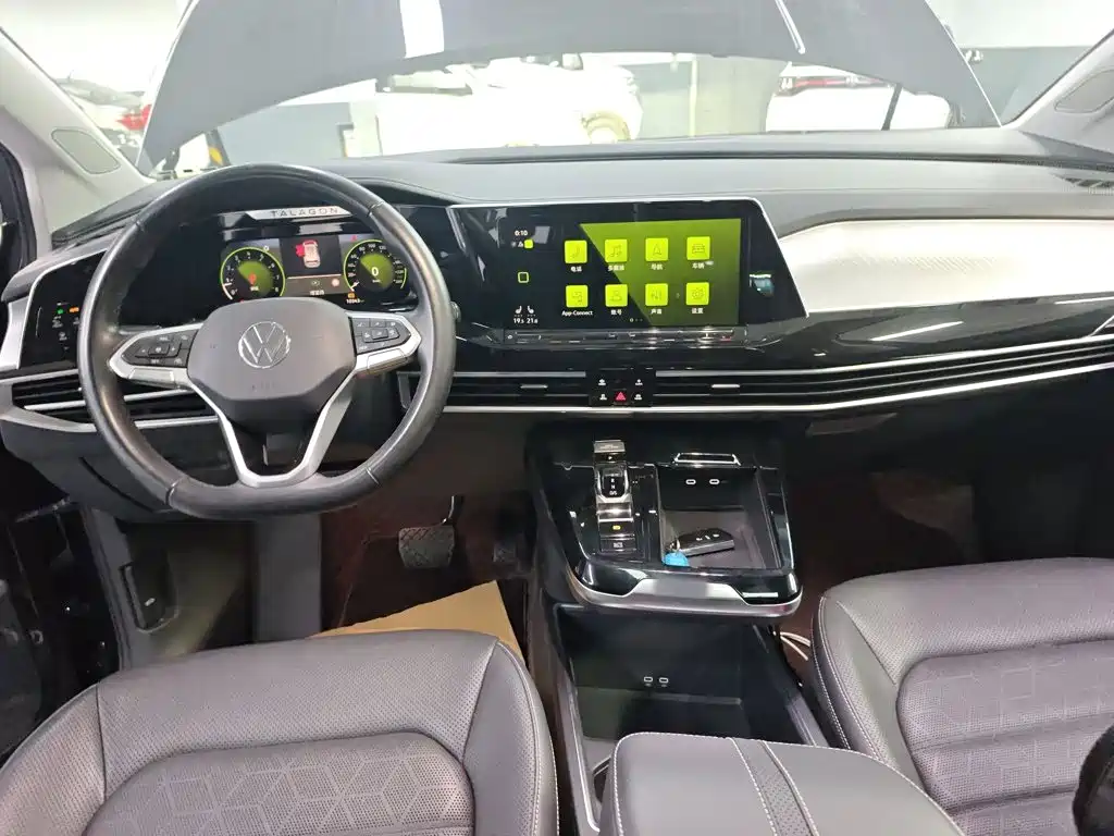 Volkswagen Viloran 2023 380TSI Luxury Pro 6 мест
