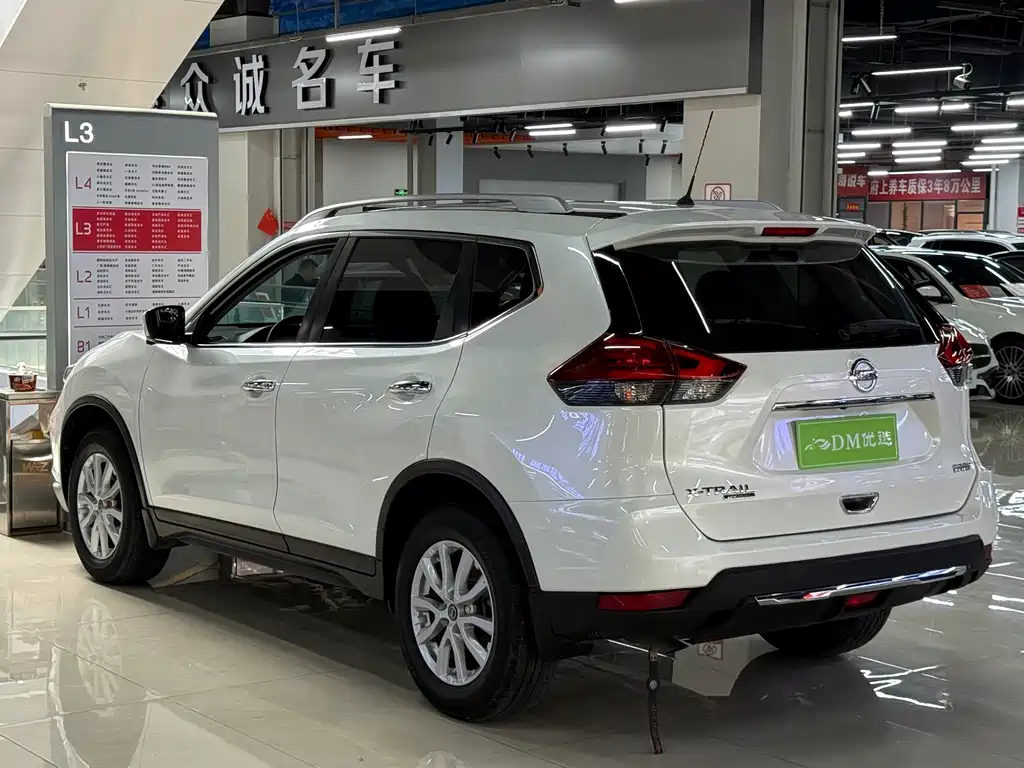 Nissan X-Trail — миниатюра 6