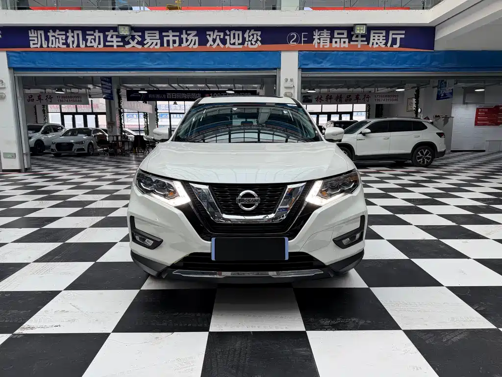 NISSAN QIJUN