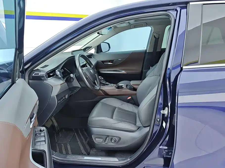 Toyota Harrier — миниатюра 9