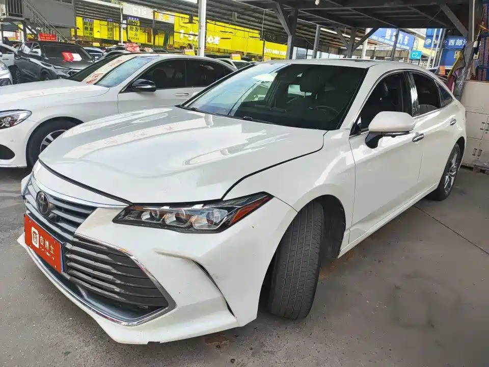 Toyota Avalon 2020