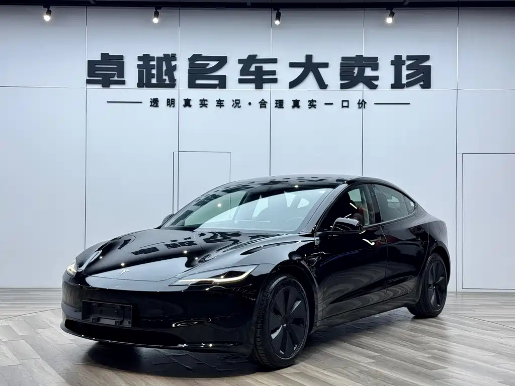 Tesla Model 3 2025 RWD Drive Dynamic Edition