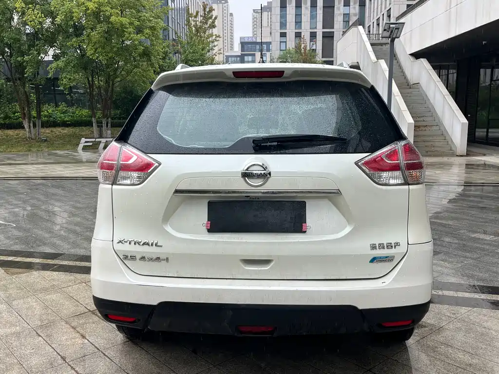 Nissan X-Trail — миниатюра 5
