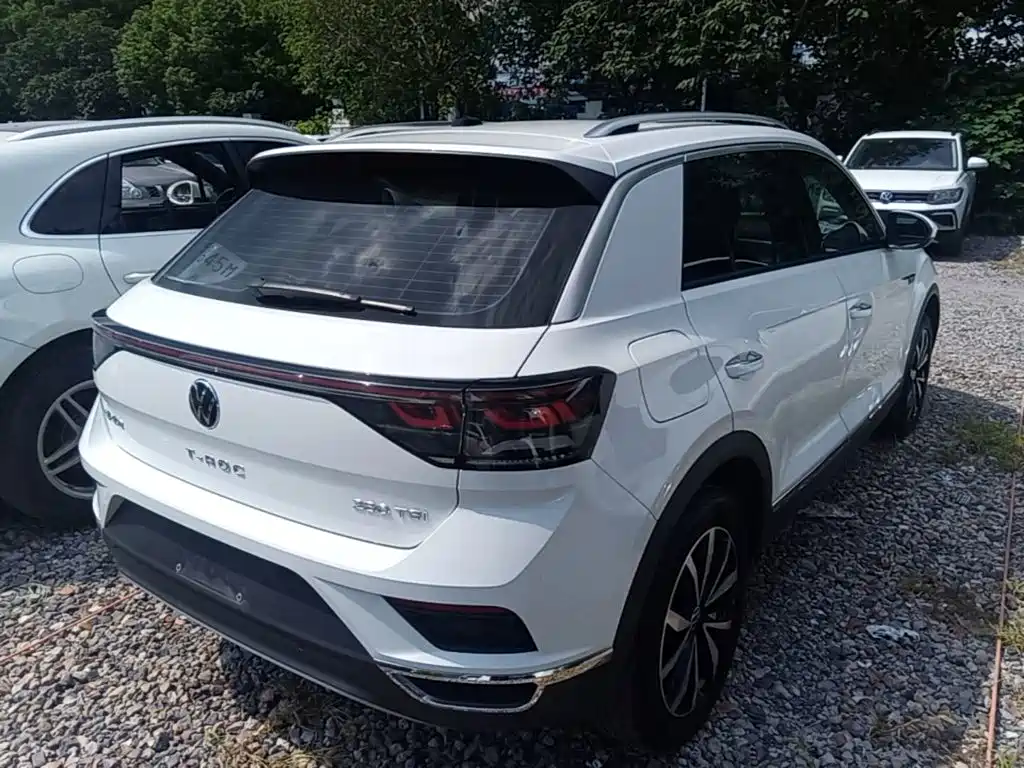 Volkswagen T-Roc — миниатюра 7