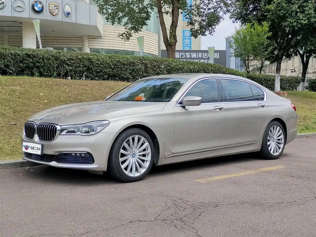 BMW 7 Series 2016 740Li Luxury Type