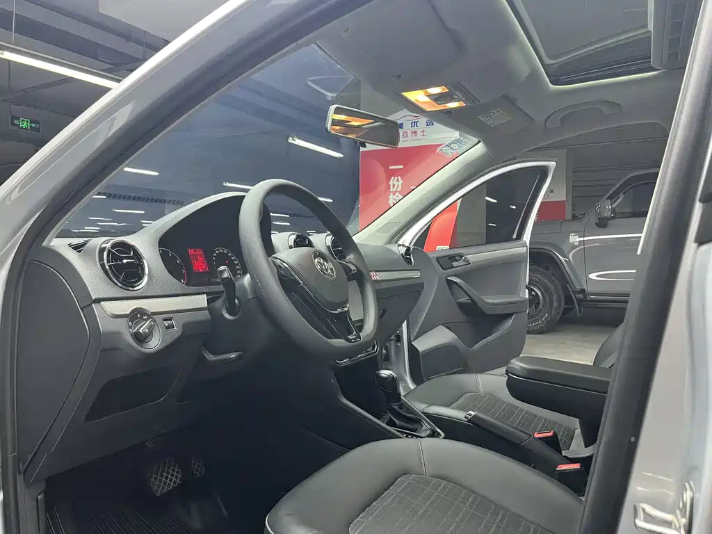 Volkswagen Jetta — миниатюра 6